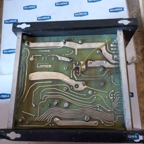 Lenze 1/8069/122  TYP 114E3 330V 50 60HZ 260V 17A 200V 1.8A