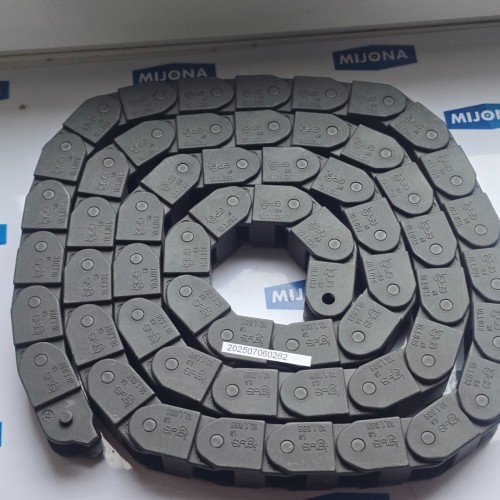 Igus 10.1.038 Cable drag chain Energieführungskette SEGMENTS 57 New old stock