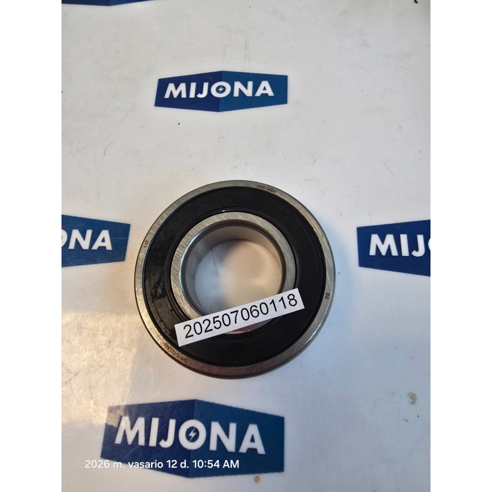 SKF 6205 2RSH Deep groove ball bearing Rillenkugellager (NEW OLD STOCK) SKF 6205 2RSH Deep groove ball bearing Rillenkugellager (NEW OLD STOCK)