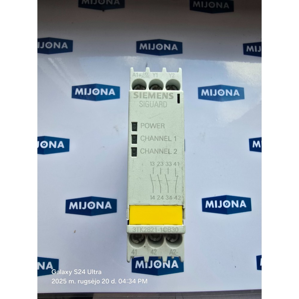 SIEMENS SIGUARD 3TK2821-1CB30 SAFETY RELAY