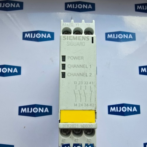 SIEMENS SIGUARD 3TK2821-1CB30 SAFETY RELAY