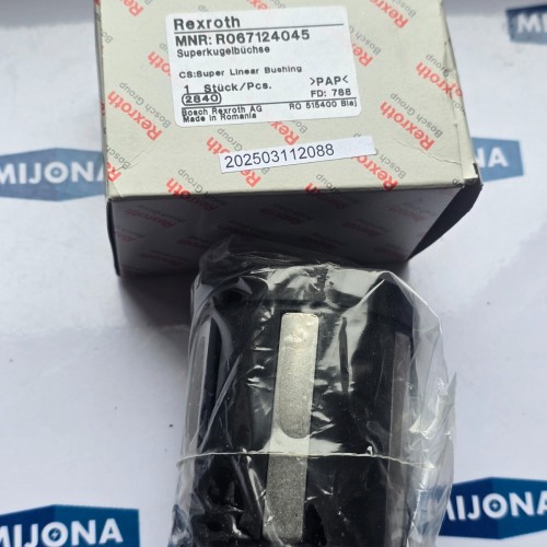 REXROTH MNR R067124045 SUPER LINEAR BUSHING NEW OLD STOCK