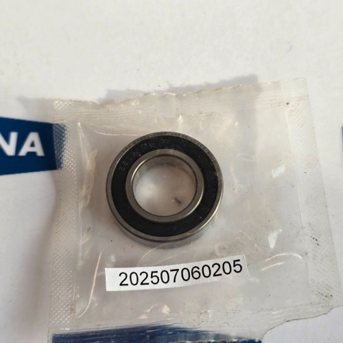 FAG 61902 2RSR Ball Bearings  63062RSR new old stock