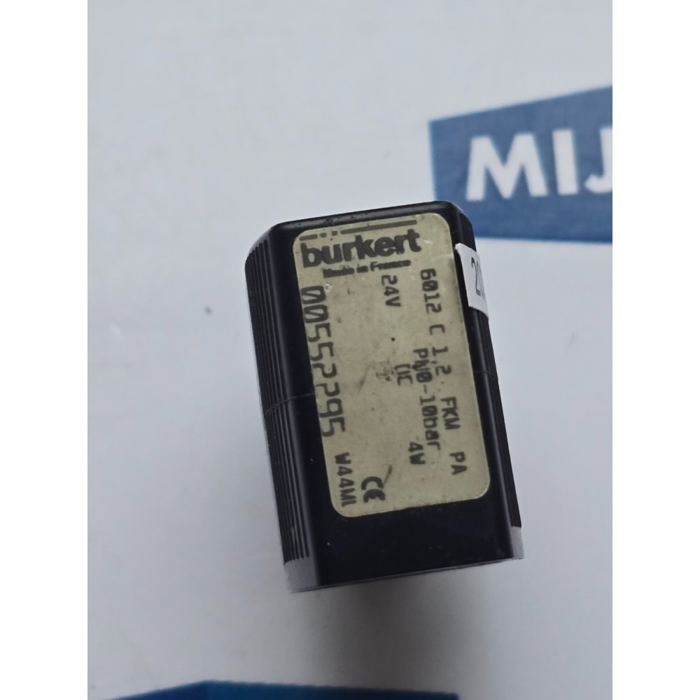 Bürkert 6012 C 1 2 FKM PA 24V 10BAR 00552295 Bürkert 6012 C 1 2 FKM PA 24V 10BAR 00552295