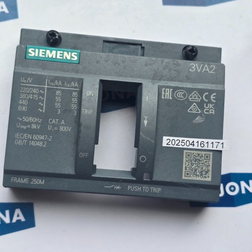 Siemens FRAME 250M 3VA2 COVER new old stock Siemens FRAME 250M 3VA2 COVER new old stock