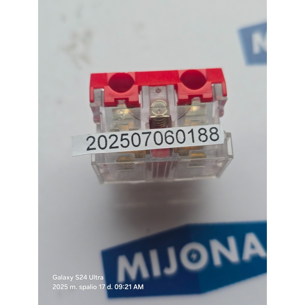 BRETER V40 Contact Block (NEW OLD STOCK) BRETER V40 Contact Block (NEW OLD STOCK)