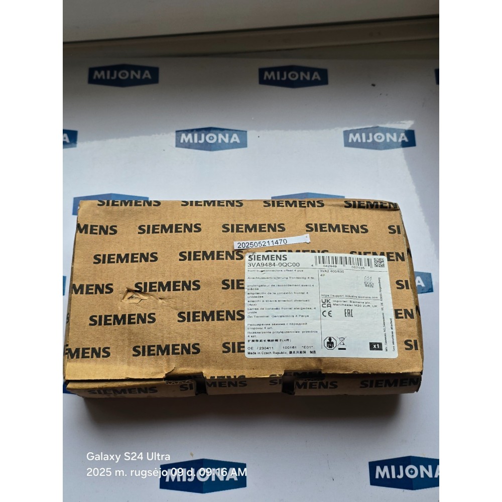 Siemens 3VA9484-0QC00 FRONT BUS CONNECTORS OFFSET 4 PSC NEW OLD STOCK Siemens 3VA9484-0QC00 FRONT BUS CONNECTORS OFFSET 4 PSC NEW OLD STOCK