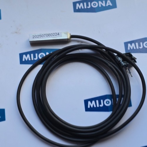IFM electronic IL5002 ILA3002 BPKG INDUCTIVE SENSO 10 36V DC 250mA NEW OLD STOCK IFM electronic IL5002 ILA3002 BPKG INDUCTIVE SENSO 10 36V DC 250mA NEW OLD STOCK