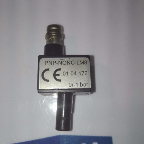 PIAB 0Y27 PNP-NONC-LM8 01 04 176 0/-1 BAR PIAB 0Y27 PNP-NONC-LM8 01 04 176 0/-1 BAR