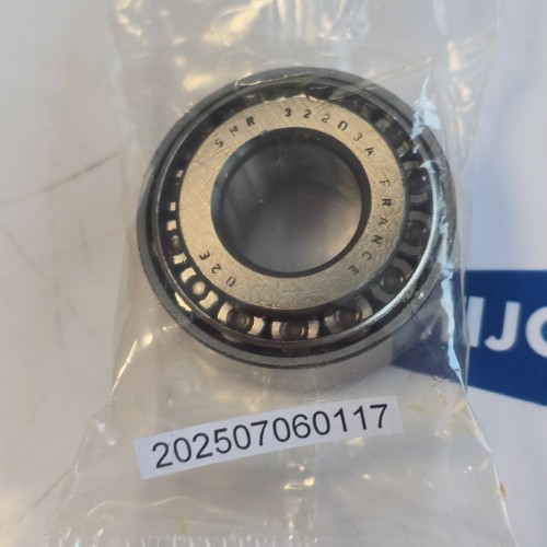 SNR 32203.A BEARING  32203 A   NEW OLD STOCK