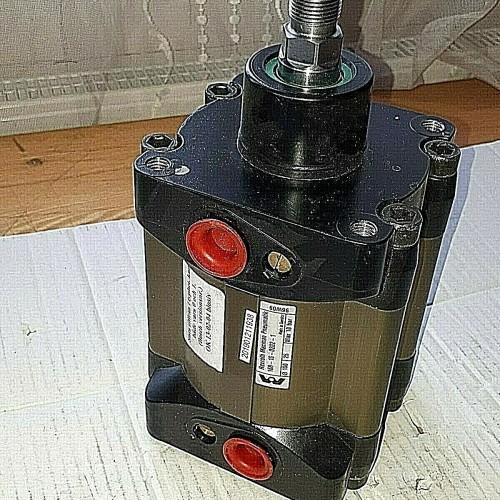 Rexroth Mecman 10Bar 96W09 PNEUMATIC CYLINDER 168 10 0202 1 (New old stock)