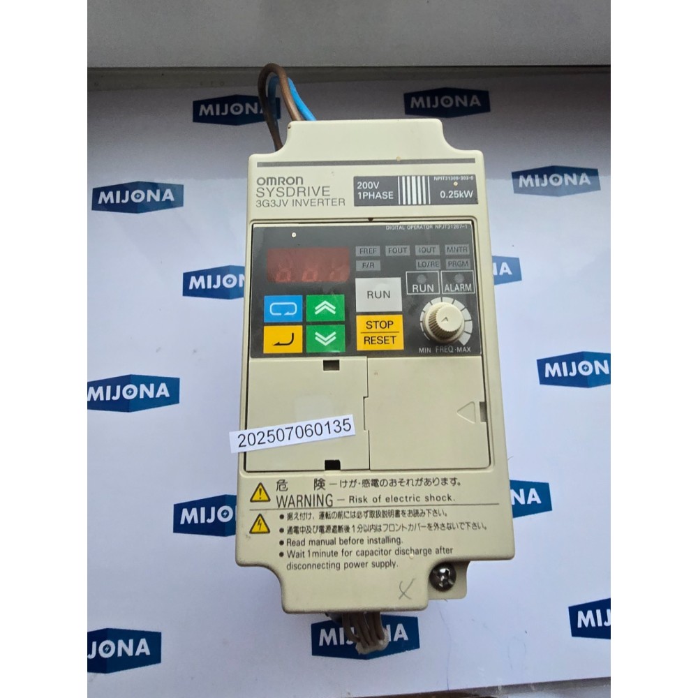 OMRON  SYSDRIVE 3G3JV INVERTER  1 PHASE 200V  0.25KW 3G3JV AB002