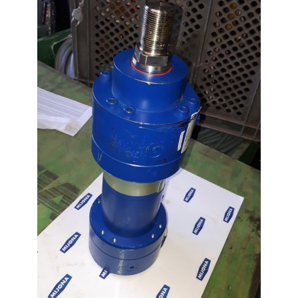 Rexroth R407030812 cylinder (new old stock)