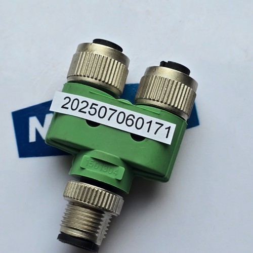 Phoenix Contact 1501304 M12 3 POS M12 FEMALE CONNECTOR (New oldd stock) Phoenix Contact 1501304 M12 3 POS M12 FEMALE CONNECTOR (New oldd stock)