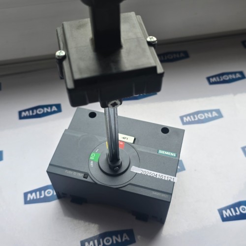 Siemens 3VA9257-0FK21 Door mounted rotary operator 3VA9257 0FK21 new old stock Siemens 3VA9257-0FK21 Door mounted rotary operator 3VA9257 0FK21 new old stock