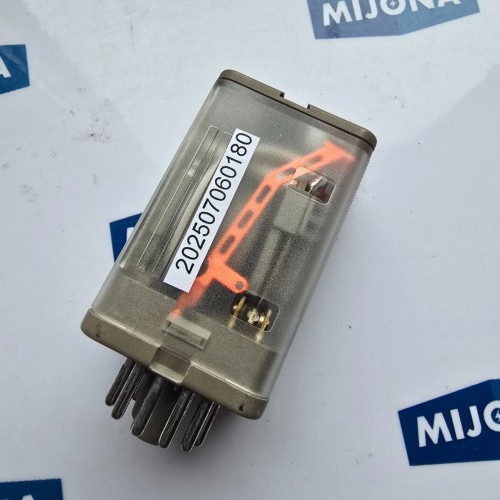 Kuhnke UNIVERSAL UF3F-230VAC N RELAY 240VAC 50 60HZ