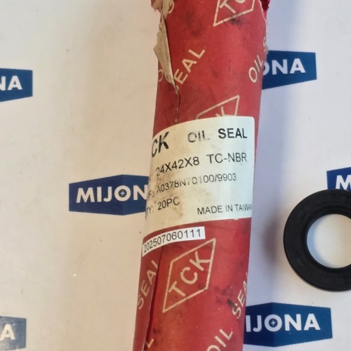 TCK OIL SEAL 24X42X8 TC NBR PRICE FOR 20 PSC NEW OLD STOCK TCK OIL SEAL 24X42X8 TC NBR PRICE FOR 20 PSC NEW OLD STOCK