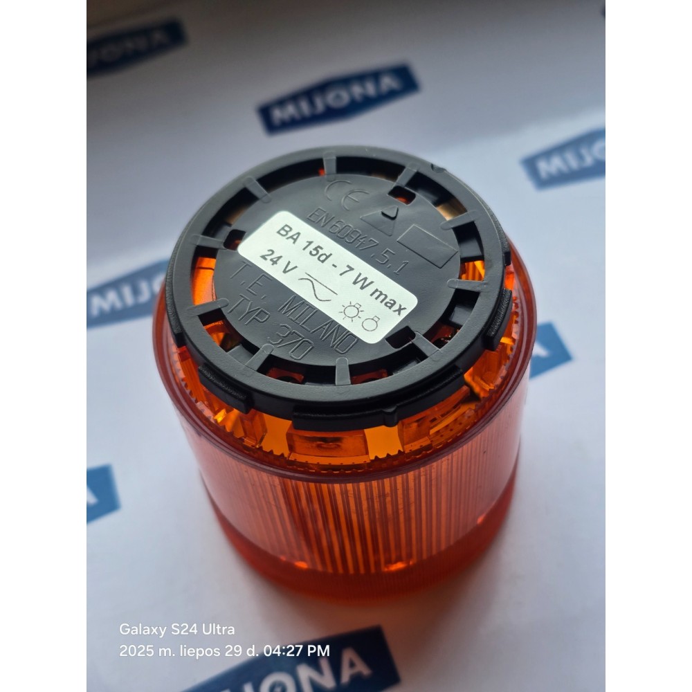 Phoenix Contact  BA15 d-7W 240V TYP 370 ORANGE New oldd stock