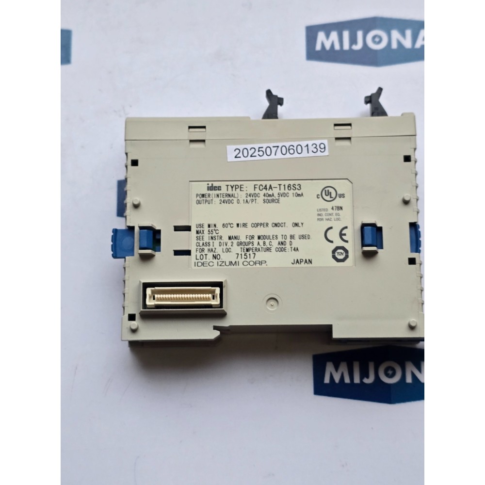 IDEC FC4A-T16S3 24VDC 40MA 5VDC 10MA NEW OLD STOCK