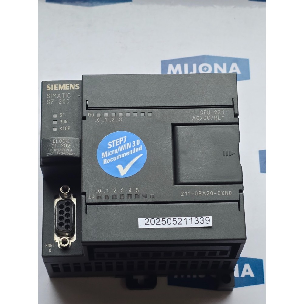SIEMENS simatic S7 200 6ES7 211 0BA20 0XB0  6ES7211-0BA20-0XB0