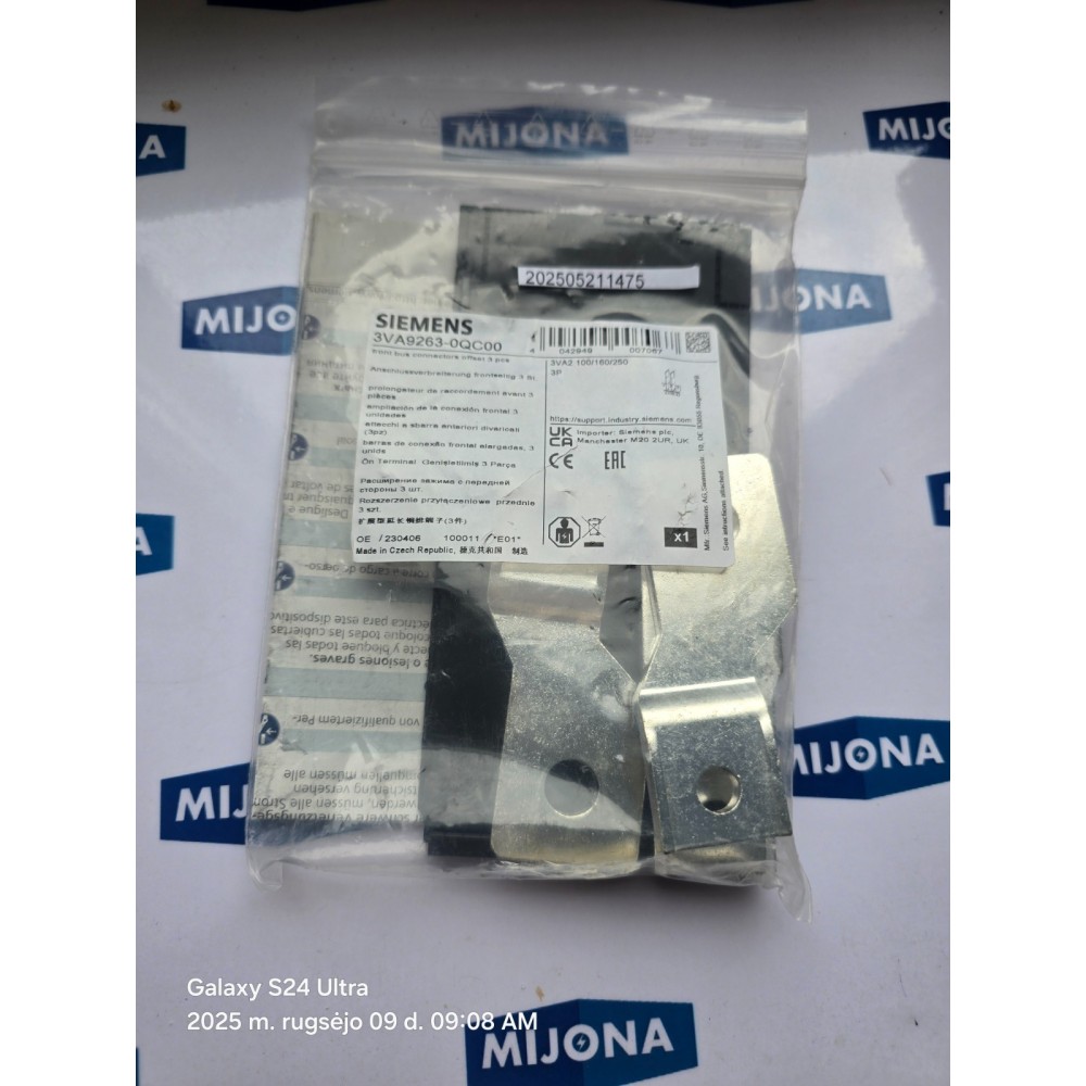 Siemens 3VA9263-0QC00 FRONT BUS CONNECTORS OFFSET 3 PSC NEW OLD STOCK Siemens 3VA9263-0QC00 FRONT BUS CONNECTORS OFFSET 3 PSC NEW OLD STOCK