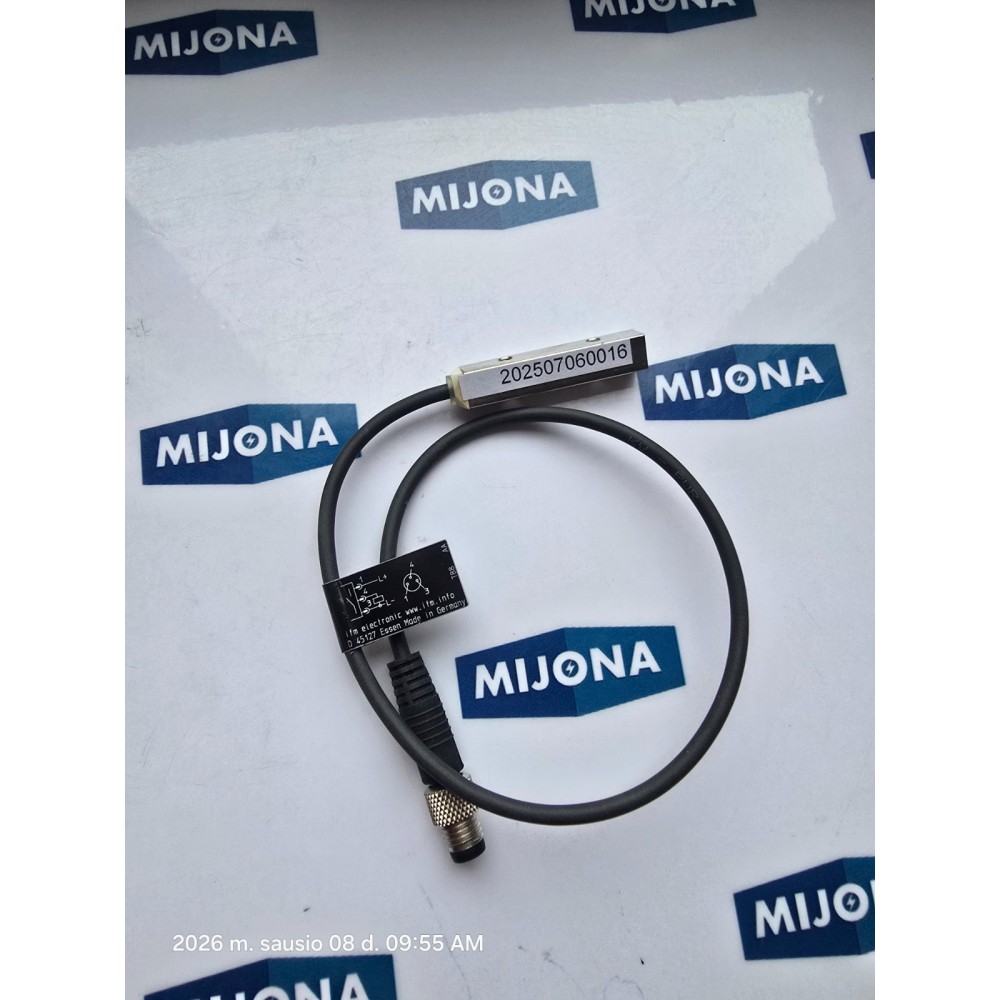 IFM electronic IL5025 ILA3002 BPKG 10 36V DC NEW OLD STOCK