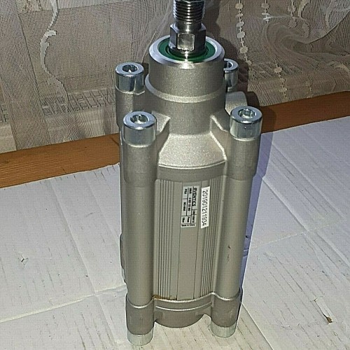 Aventics MNR 0 822 123 002 10bar 16W19 CN50 063/0050 pneumatik (new old stock) Aventics MNR 0 822 123 002 10bar 16W19 CN50 063/0050 pneumatik (new old stock)