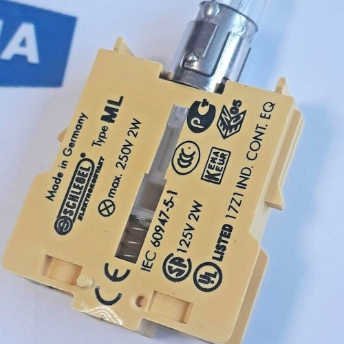 SCHLEGEL typ ML 250 2W YELLOW Lamp module with lamp new old stock SCHLEGEL typ ML 250 2W YELLOW Lamp module with lamp new old stock