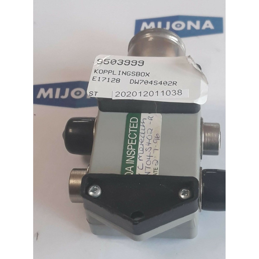 IFM ELECTRONIC E17128  DW704S402R Junction BOX