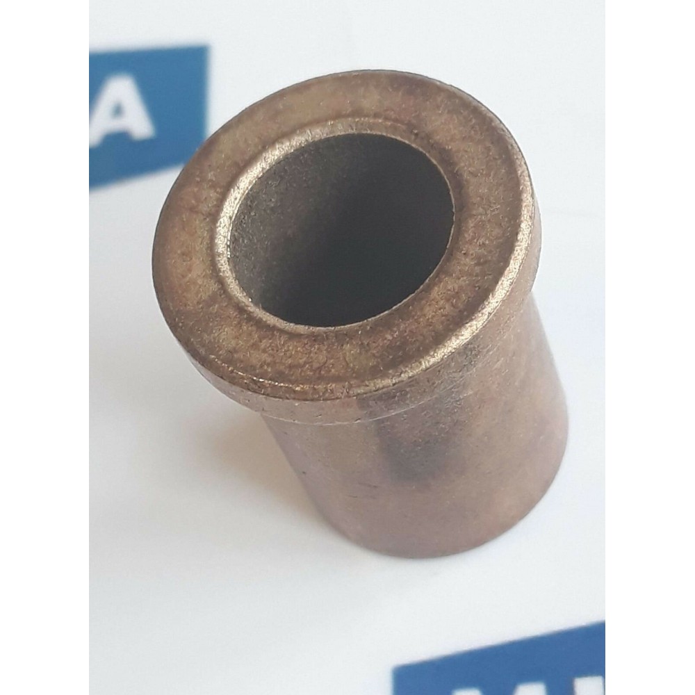 Bushing pump draf shaft Buchse Pumpenzugwelle 79030384#CC New old stock