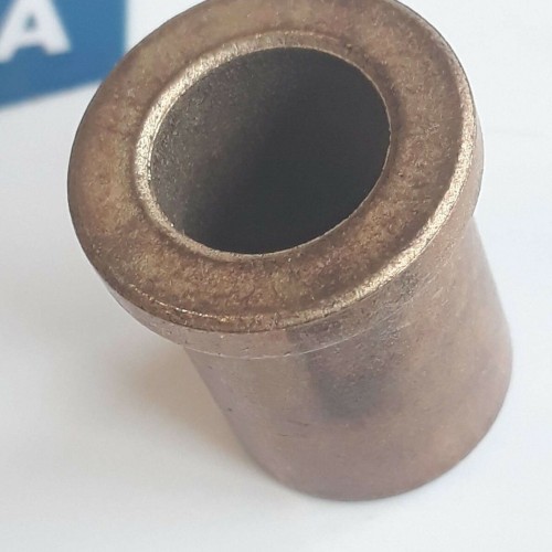 Bushing pump draf shaft Buchse Pumpenzugwelle 79030384#CC New old stock