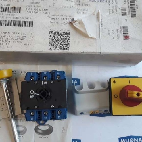 Kraus & Naimer schalter switch AC 23 50HZ KG100 new old stock Kraus & Naimer schalter switch AC 23 50HZ KG100 new old stock