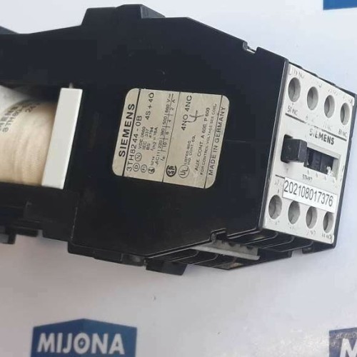SIEMENS 3TH8244 0B 4S+4O 4NO 4NC C3TH8244-0B ONTACTOR COIL 24V DC SIEMENS 3TH8244 0B 4S+4O 4NO 4NC C3TH8244-0B ONTACTOR COIL 24V DC