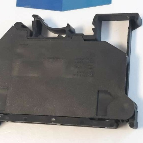 Phoenix Contact UK5 HESI FUSE TERMINAL BLOCK MAX 6,3A 15-30V New oldd stock Phoenix Contact UK5 HESI FUSE TERMINAL BLOCK MAX 6,3A 15-30V New oldd stock