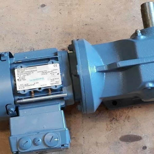 SEW Eurodrive K47 DRS71S4BE05HR IS TH Gear Motor Getriebemotor (New od stock) SEW Eurodrive K47 DRS71S4BE05HR IS TH Gear Motor Getriebemotor (New od stock)