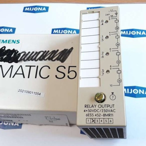 Siemens 6ES5452 8MR11 4X30VDC 230VAC RELAY OUT 6ES5452-8MR11 New old stock