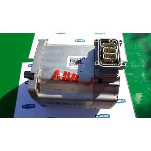 ABB 3HXD0100 355 AC SERVO MOTOR serie 6 A24024 (new old stock) ABB 3HXD0100 355 AC SERVO MOTOR serie 6 A24024 (new old stock)