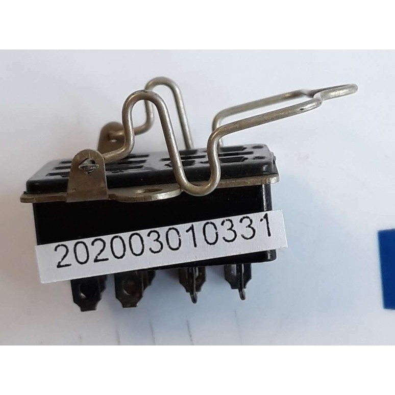 PAINTON 5935 99 580 2874 CONNECTOR (New old stock) PAINTON 5935 99 580 2874 CONNECTOR (New old stock)