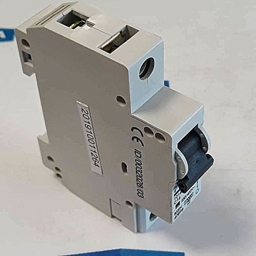 PROTEUS CIRCUIT BREAKER 1016/3W C16 230-400V ID 0032028 03 new old stock
