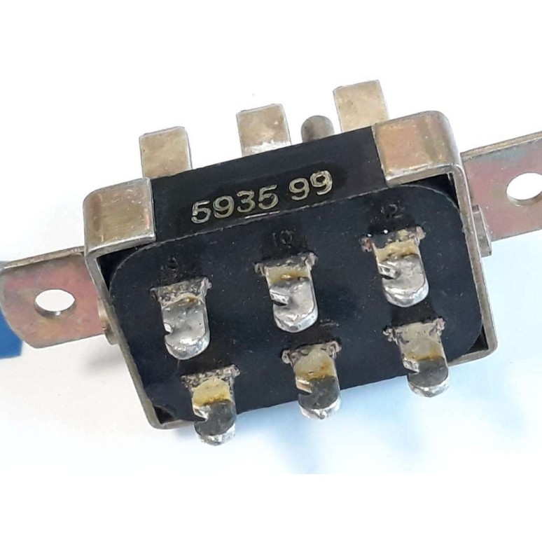 CANNON ELECTRIC 5935 99 940 2267 plug (new old stock)