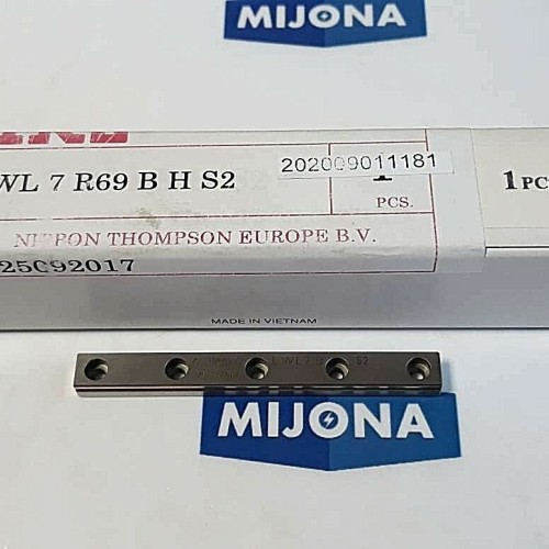 IKO LWL 7 R69 B H S2  5 25C92017 LWL7B S2 (NEW OLD STOCK)
