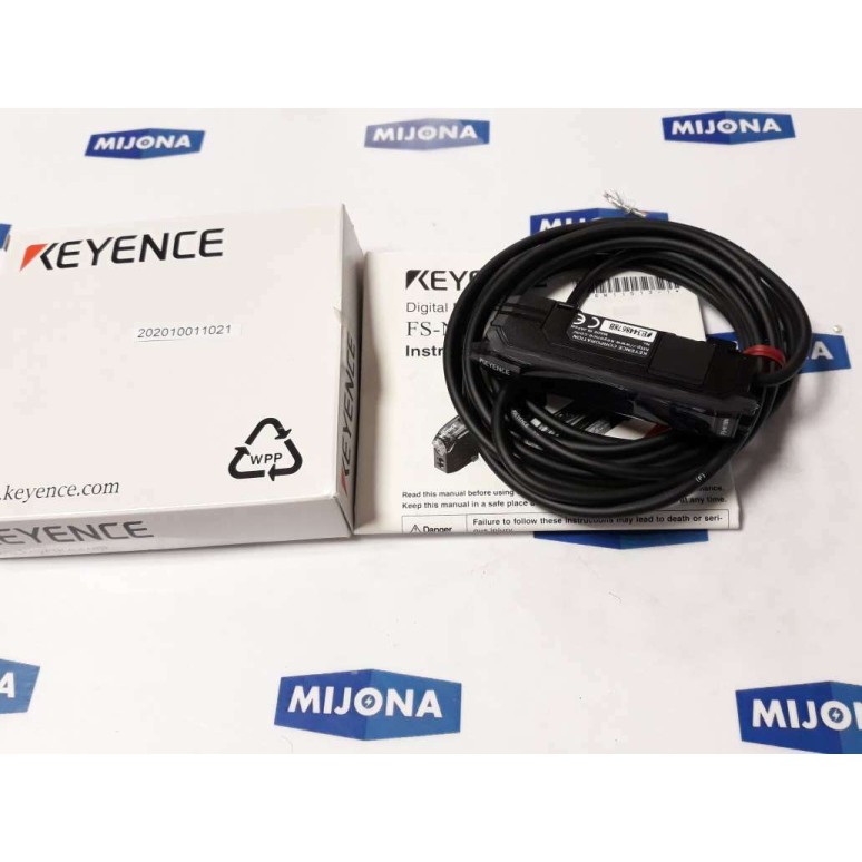 KEYENCE FS N111MN DIGITAL FIBER SENSOR 12-24VDC CLASS2 20mA