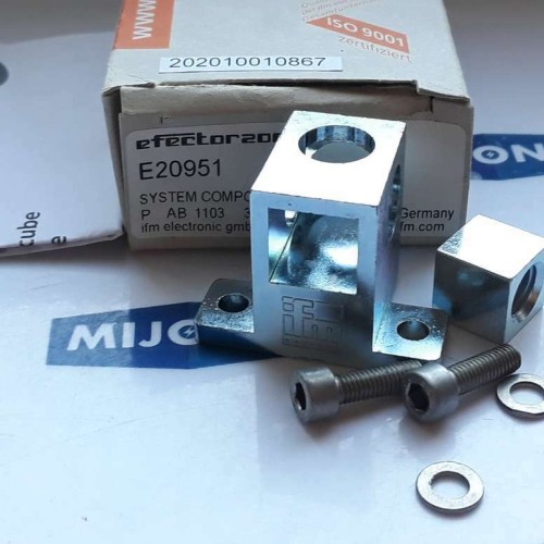 IFM Efector200 E20951 SYSTEM COMPONENT CUBE NEW OLD STOCK
