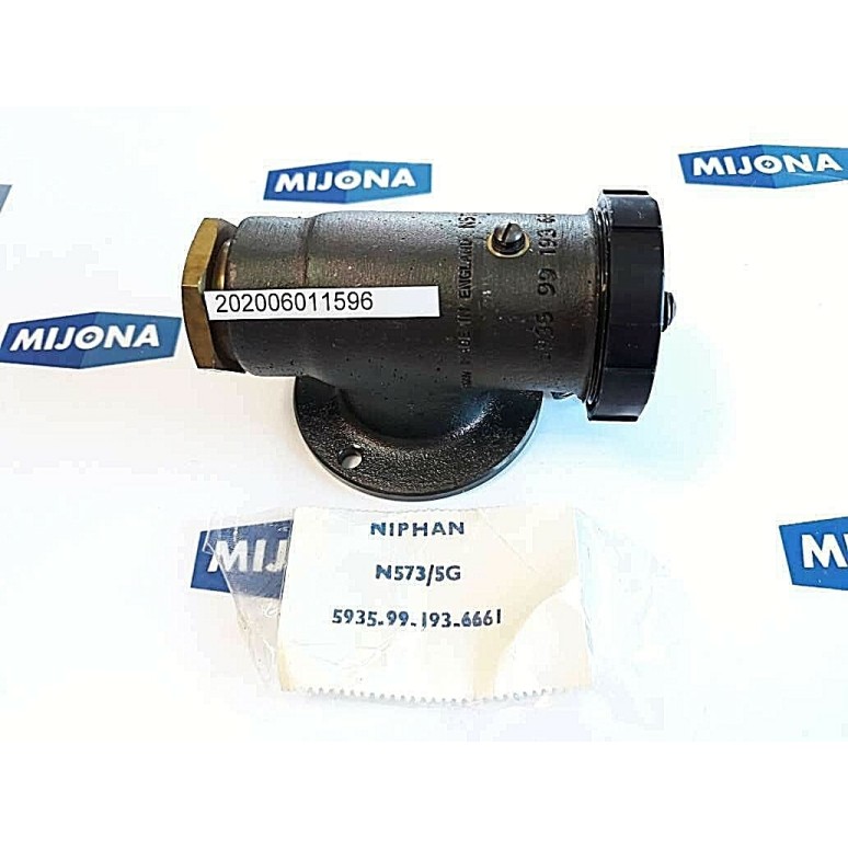 NIPHAN N573 5G SOCKET 5A 250V 5935 99 193 6661 (new old stock)