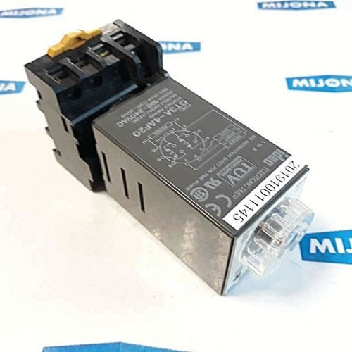 IDEC ELECTRONIC TIMER GT3A 4AF20 240VAC 24VDC POWER:100-240VAC