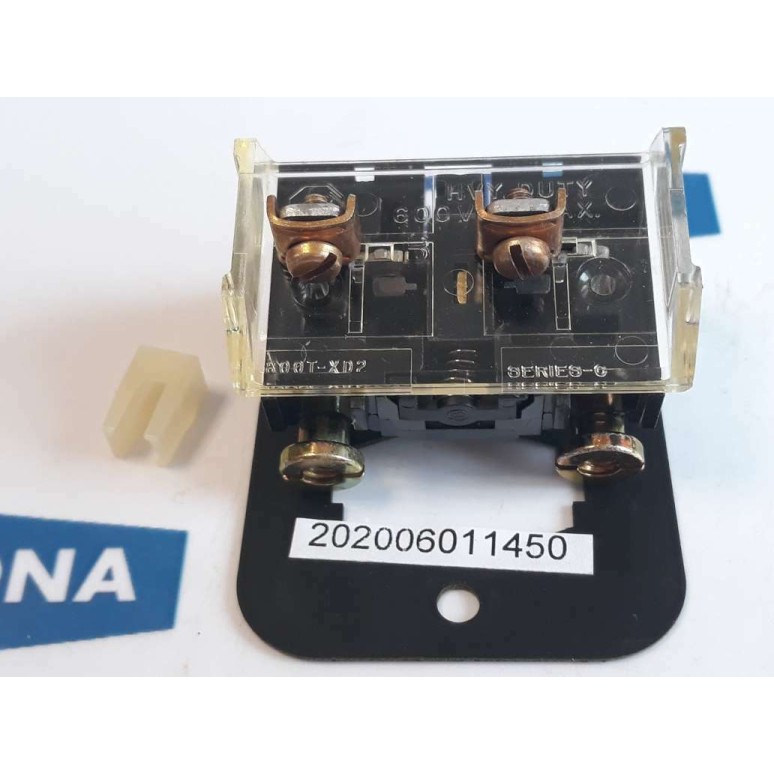 ALLEN BRADLEY 800T XD2 Contact block SER C 600V AC (NEW OLD STOCK)