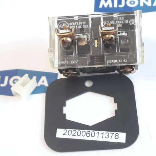 ALLEN BRADLEY 800T XD2 Contact block 600V AC SER C  NEW OLD STOCK