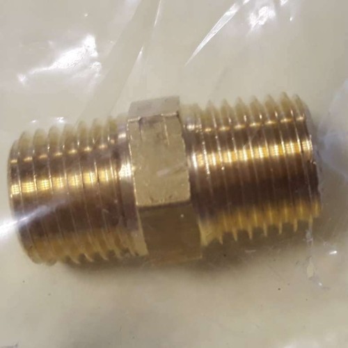 ARO WELDING 90030454 MAMELON 1/4 1/4 0121 13 13 Nippel (New old stock) ARO WELDING 90030454 MAMELON 1/4 1/4 0121 13 13 Nippel (New old stock)
