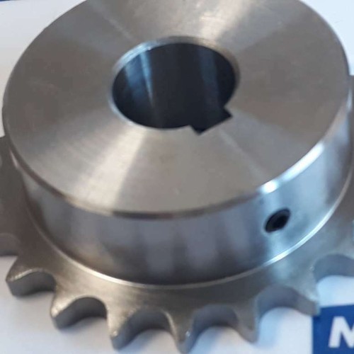 08B 1 22 9522059 Sprocket with Hub 1/2 22x25 L-25mm (New old stock) 08B 1 22 9522059 Sprocket with Hub 1/2 22x25 L-25mm (New old stock)