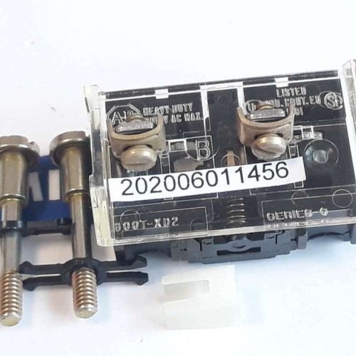 ALLEN BRADLEY 800T XD2 Contact block SER C 600V AC NEW OLD STOCK)
